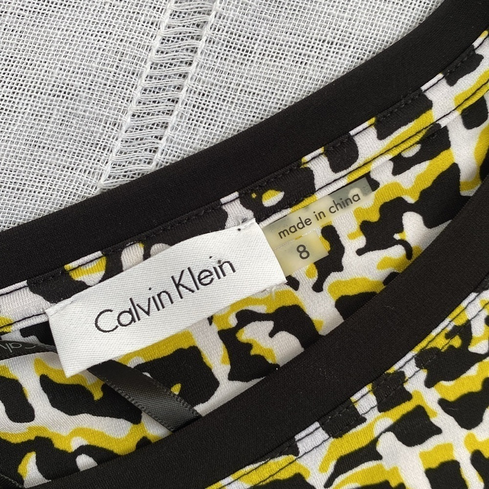 Calvin Klein NWT patterned citron t-shirt dress. - Picture 4 of 12